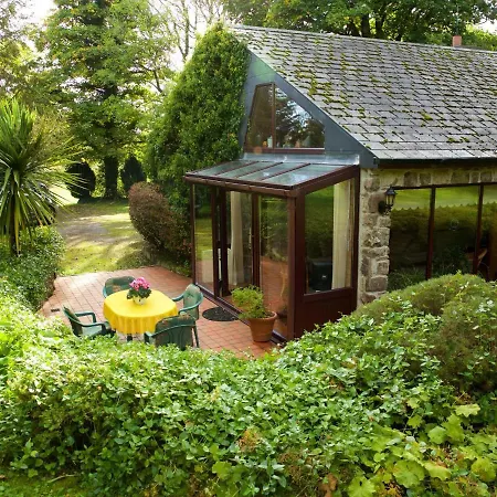 Holiday home Lovingly Renovated With Rowing Boat, Carrick-on-Shannon